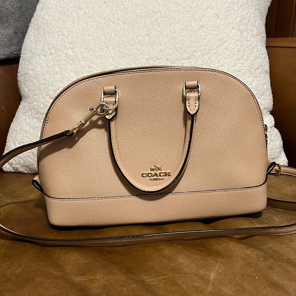 COACH MINI SIERRA SATCHEL, LIGHT GOLD/NUDE PINK